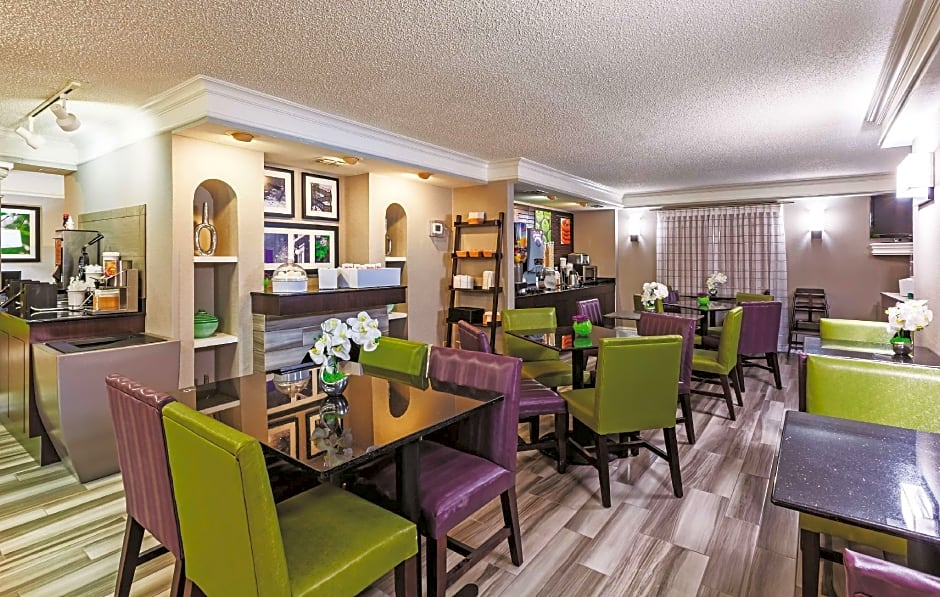 La Quinta Inn & Suites by Wyndham Odessa