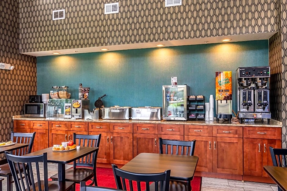 Rodeway Inn & Suites