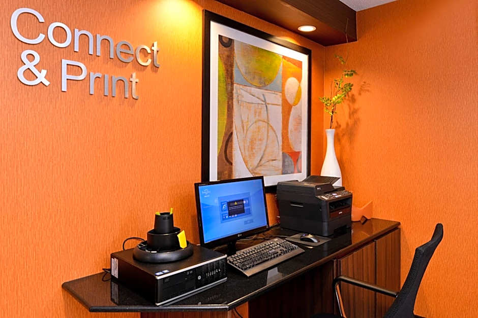 Fairfield Inn & Suites by Marriott Lexington Georgetown/College Inn