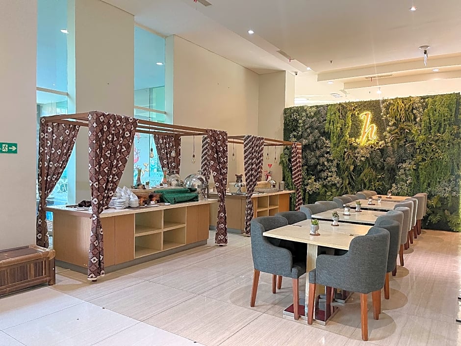 Horison Nindya Semarang