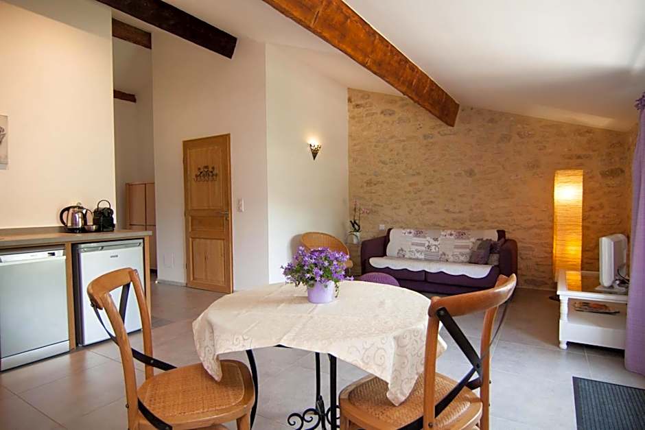 Mas de la Rivoire B&B