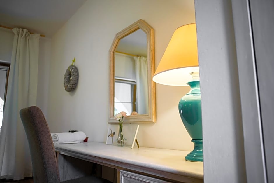 BELYSIUM Bed & Breakfast Panzió