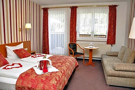 Triple Room with Balcony