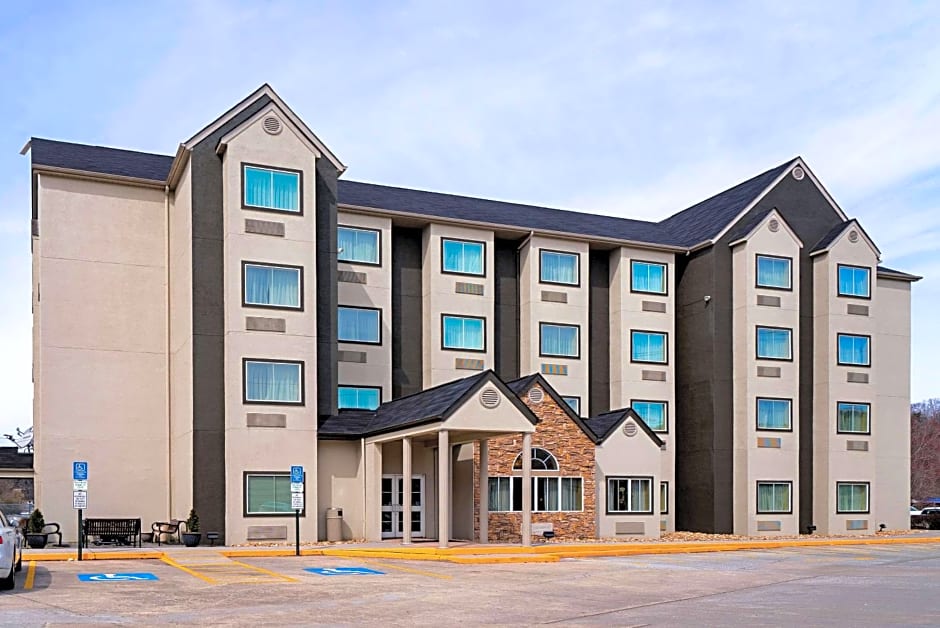 Quality Inn & Suites Robbinsville