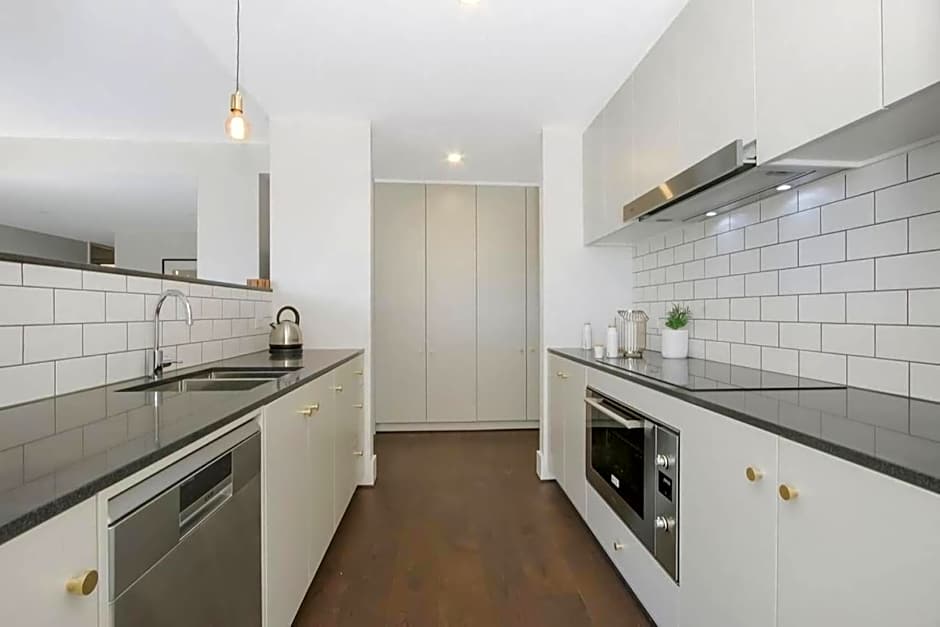 Accommodate Canberra - The Prince