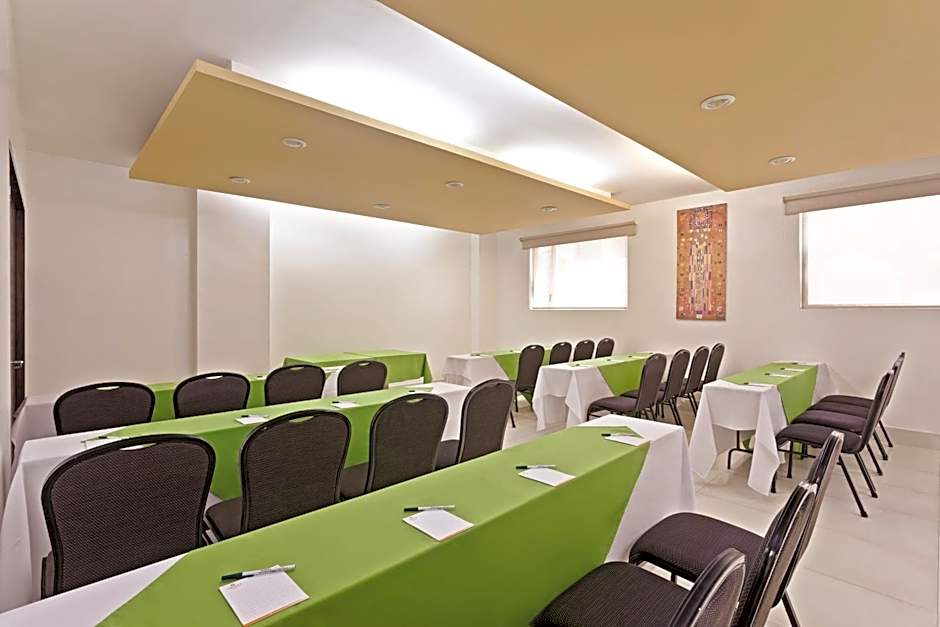 Wyndham Garden Cancun Downtown