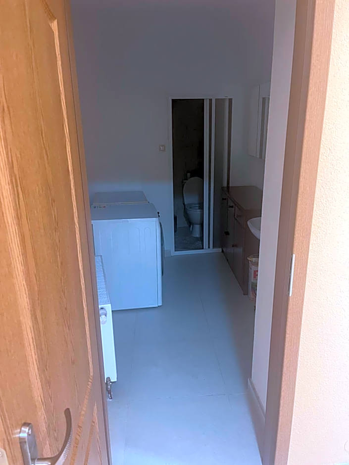 VT6 House & Restaurant