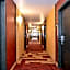 Clackamas Inn and Suites