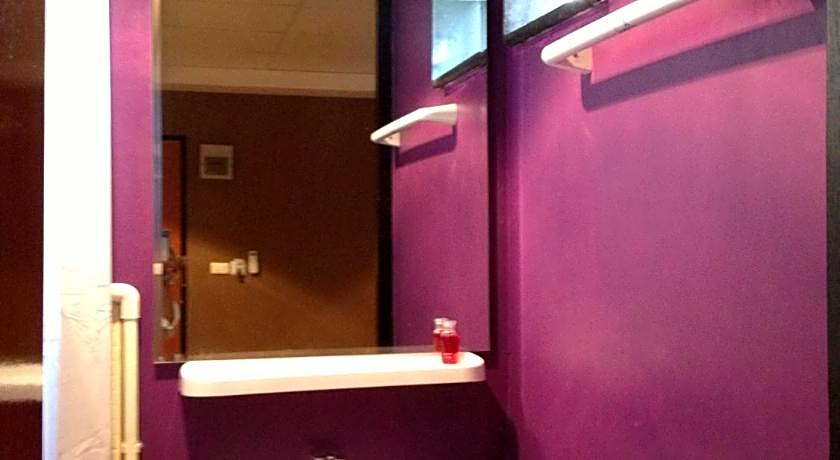 Room@Doze Apartments