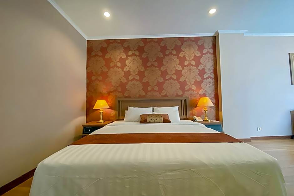 Riyadi Palace Hotel