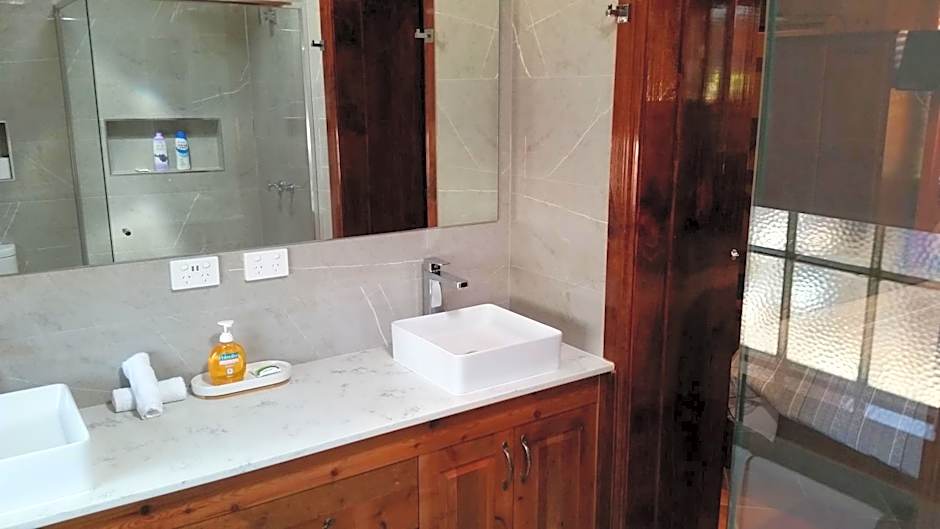 Eagle Foundry Bed & Breakfast