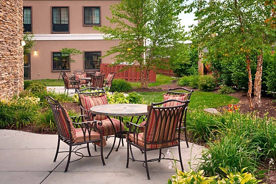 Staybridge Suites Omaha 80th and Dodge By IHG