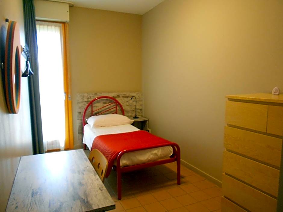 Photo 1 of 4 of Single Room with Private External Bathroom