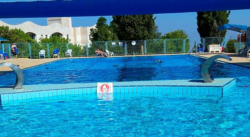 Shoresh Green Hills Hotel