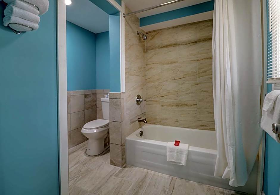 Yankee Clipper Inn, SureStay Collection by Best Western