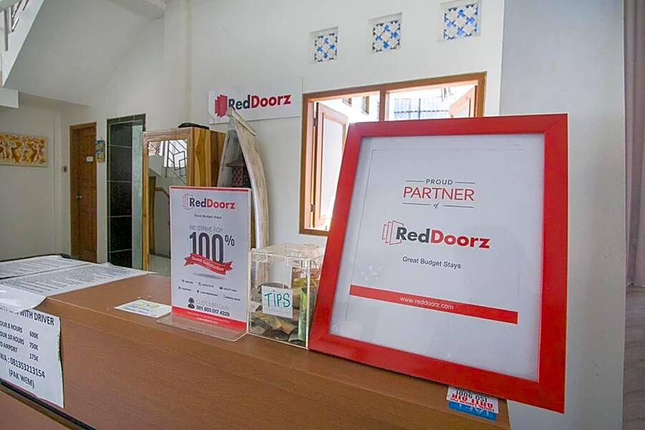 RedDoorz @ Jalan Gatot Subroto Denpasar