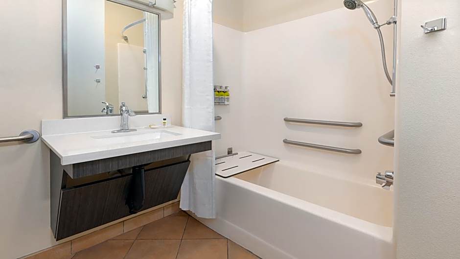 Candlewood Suites Athens By IHG
