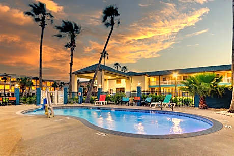 Captains Quarters Inn