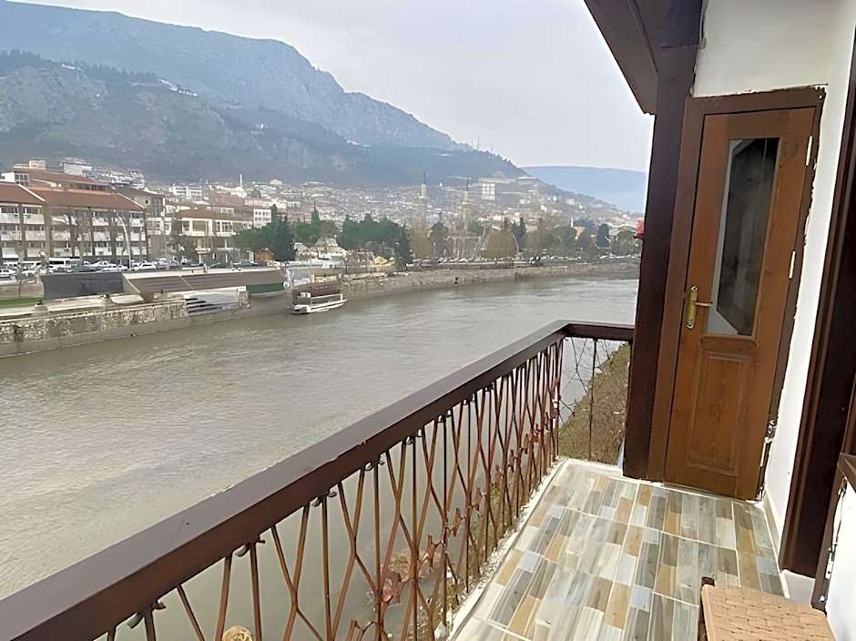 Ziyagil Konağı