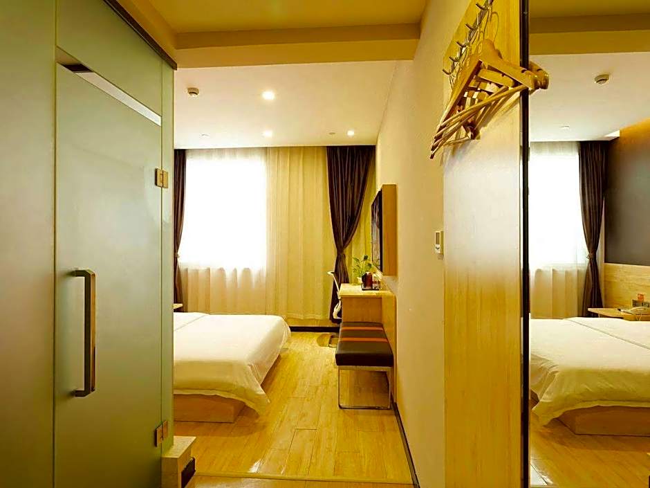 7 Days Inn Suqian Qian Niao Yuan Square Branch