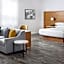 Delta Hotels by Marriott Grande Prairie Airport