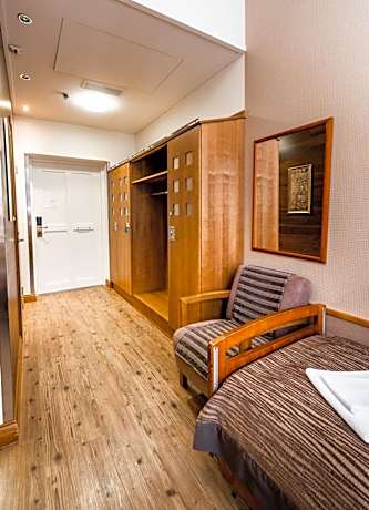Double or Twin Room - Disability Access