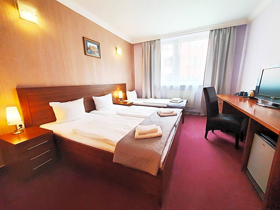 Relax Inn