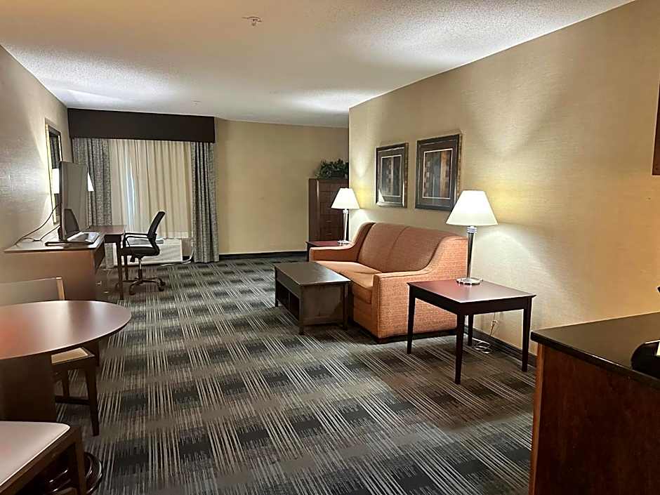 Holiday Inn Express and Suites Meriden By IHG