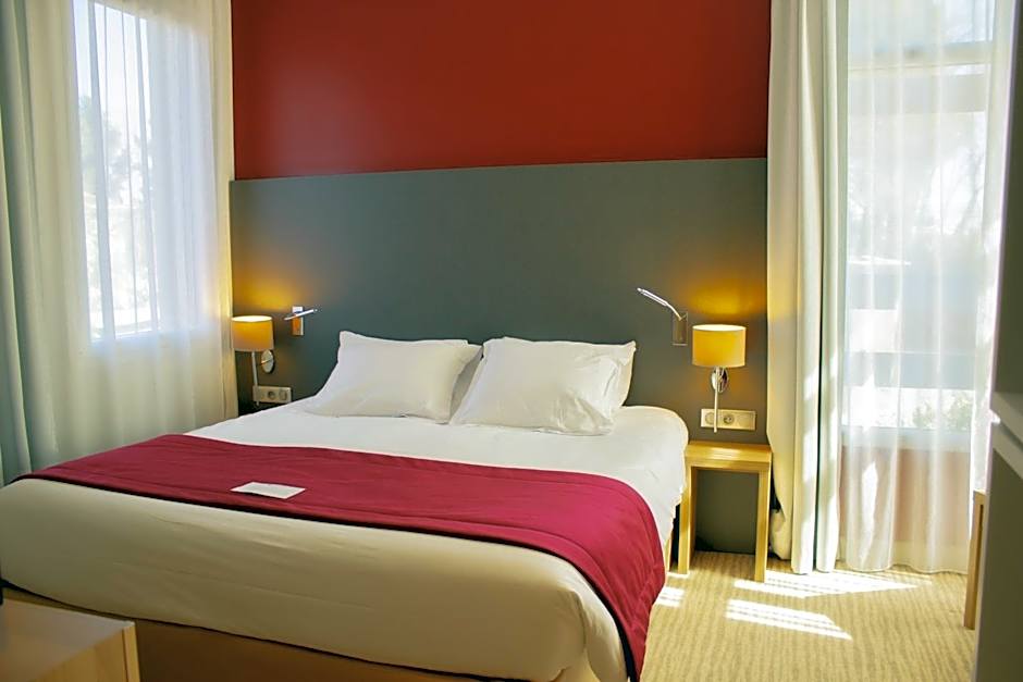 Best Western Plus Le Lavarin