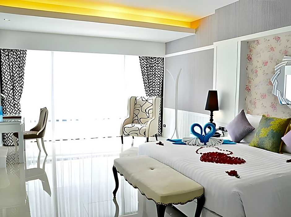 The Par Phuket