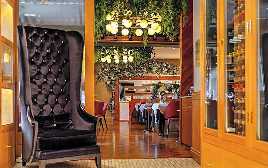 Lion & Swan Hotel
