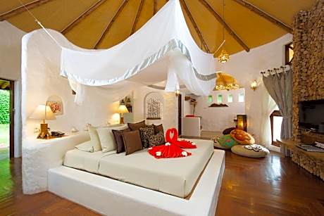 Whitesand Treetop Villa