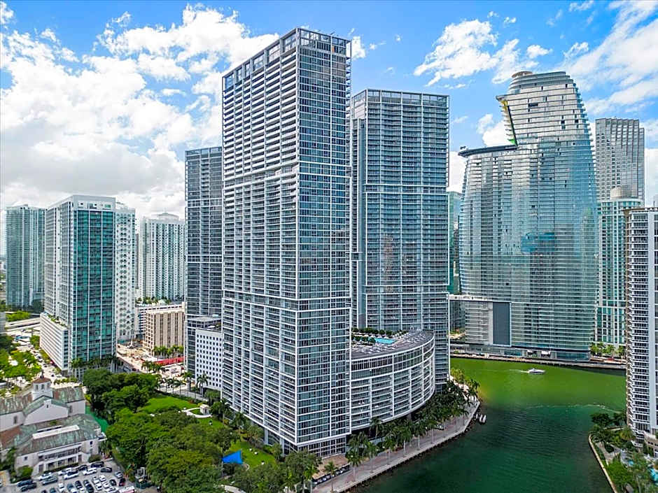Limited time Deal 1BR 1BATH Located at ICON Brickell