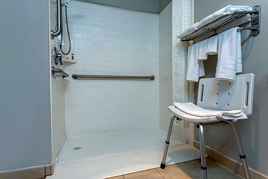 Microtel Inn & Suites By Wyndham Philadelphia Airport