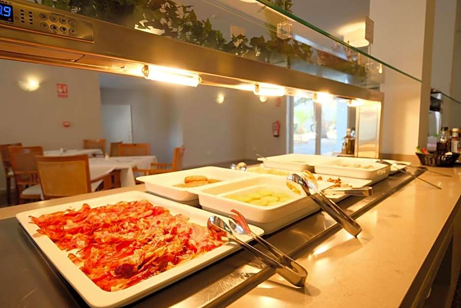 Azuline Hotel Palmanova Garden