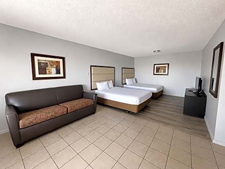 Queen Suite