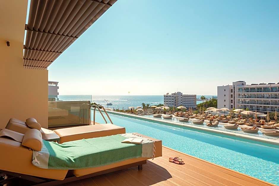 Amarande (Adults Only)