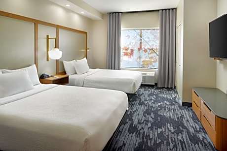 One-Bedroom Queen Suite with Two Queen Beds and Sofa Bed