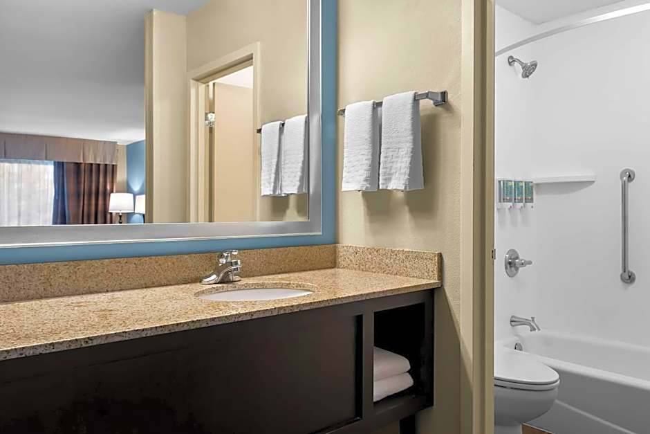 Best Western Newport Inn