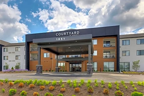 Courtyard Lexington South/Hamburg Place