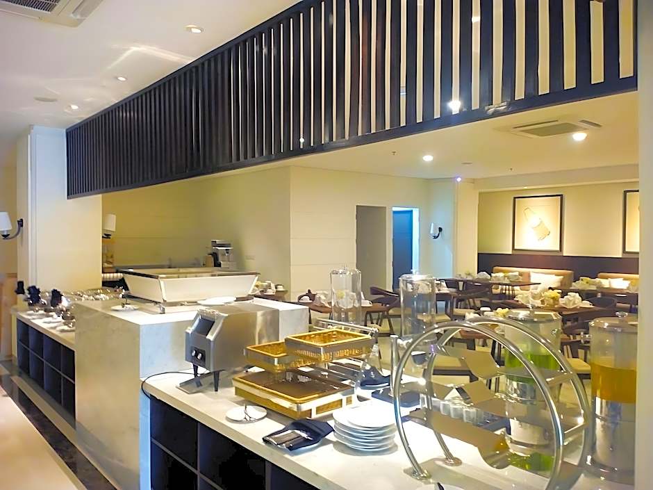 Kyriad M Hotel Sorong