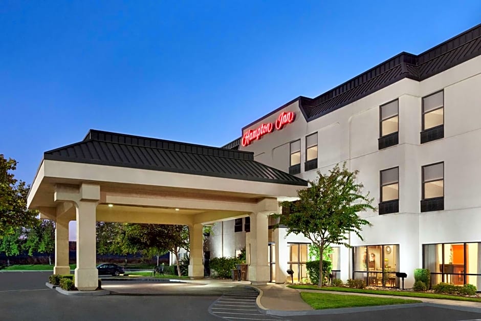 Hampton Inn By Hilton Tracy CA