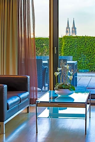 Presidential Suite with Terrace and Cathedral View
