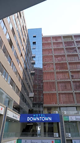 Hotel Downtown Orbit