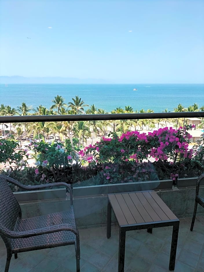 Fiesta Americana Puerto Vallarta All Inclusive & Spa