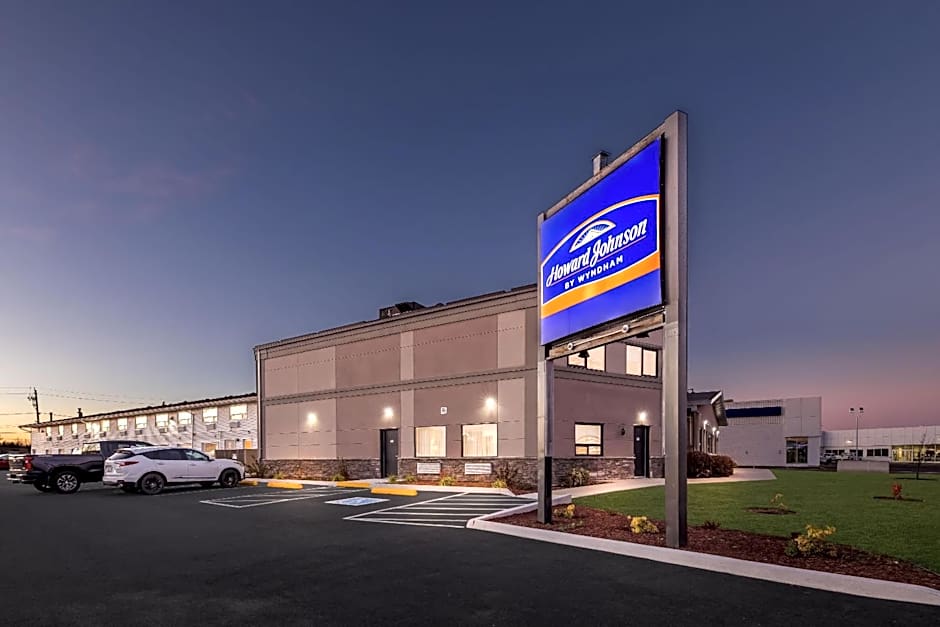 Howard Johnson by Wyndham Thunder Bay