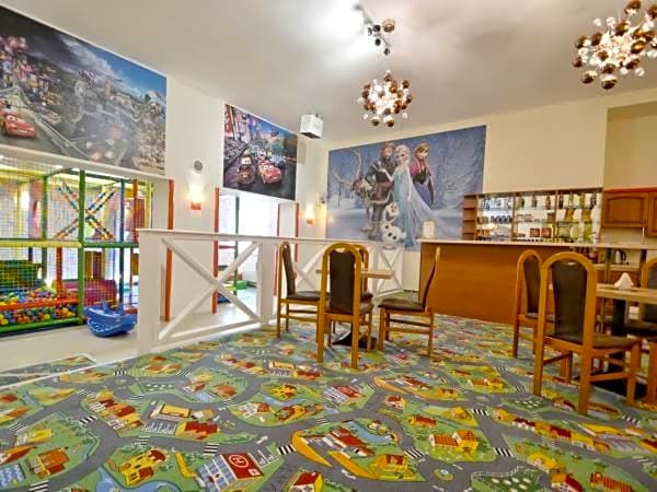 GOŚCINIEC NAD SAWĄ