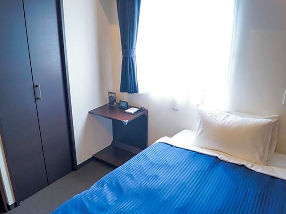 Hotel Livemax Saitama Asaka Ekimae