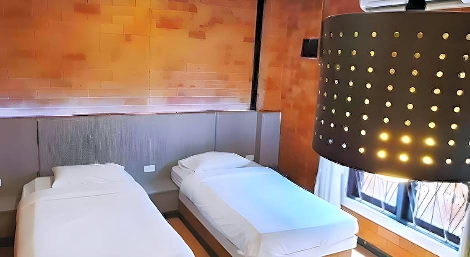 Changsova Hotel