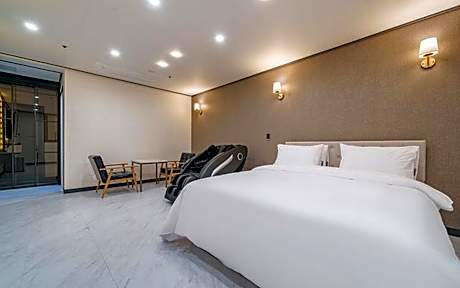 Changwon Masan Jamjari Hotel